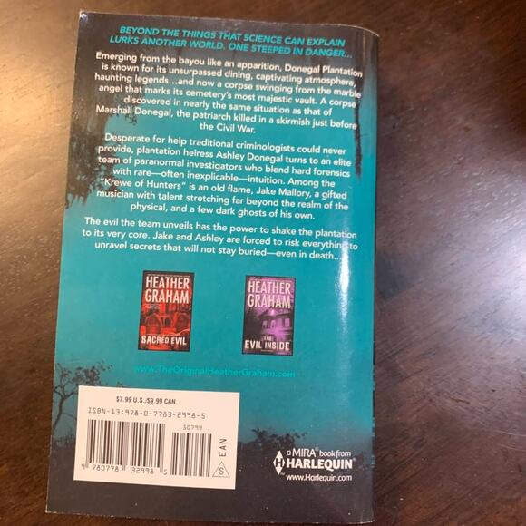 Book Novel - Heart of Evil by Heather Graham - Picture 2 of 2